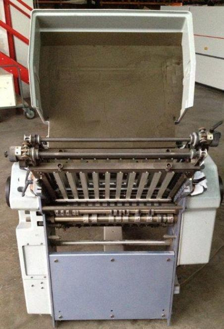 Heidelberg steel 2nd station T 50/4 buckle plate folding unit - آلة الطي: صورة 2 Heidelberg steel 2nd station T 50/4 buckle plate folding unit - آلة الطي: صورة 2