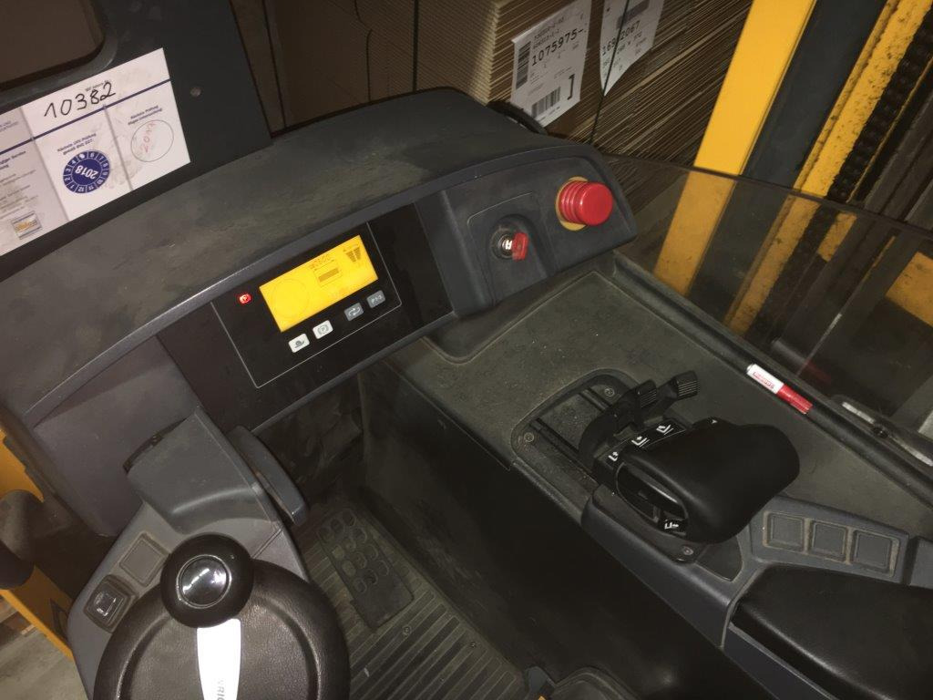 Reach truck Jungheinrich ETV 114 - رافعة شوكية للوصول للأماكن الضيقة: صورة 3 Reach truck Jungheinrich ETV 114 - رافعة شوكية للوصول للأماكن الضيقة: صورة 3