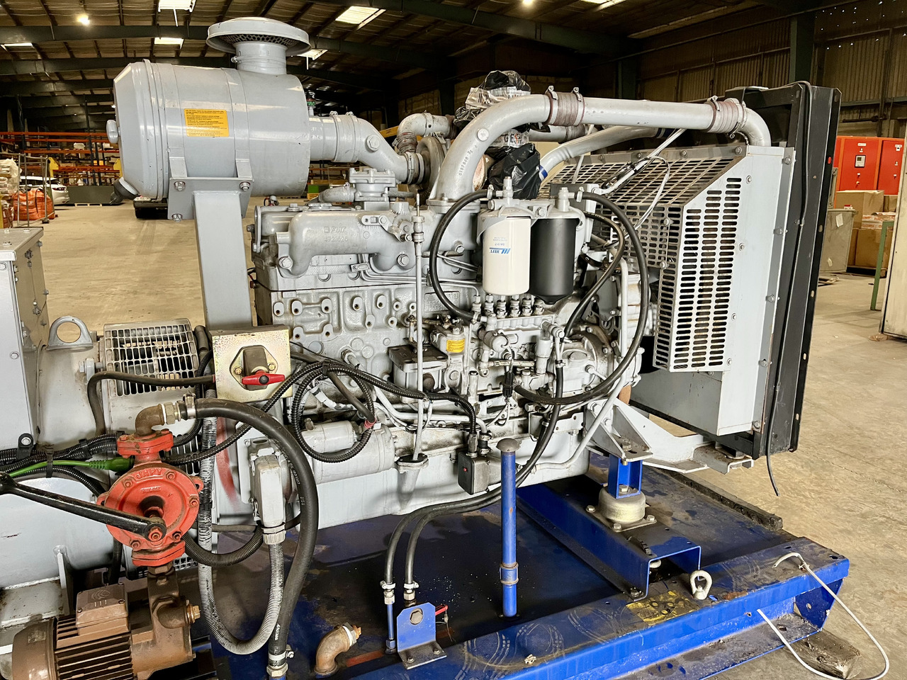 2h Energy 150 kVa IVECO 8361 - مجموعة المولد: صورة 2 2h Energy 150 kVa IVECO 8361 - مجموعة المولد: صورة 2