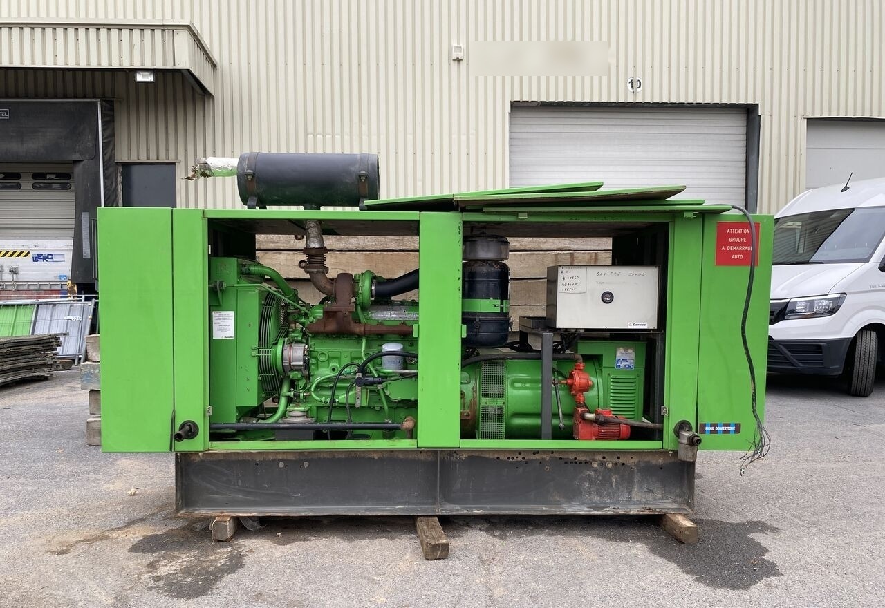 IVECO 100 kVa 8061 - مجموعة المولد: صورة 1 IVECO 100 kVa 8061 - مجموعة المولد: صورة 1