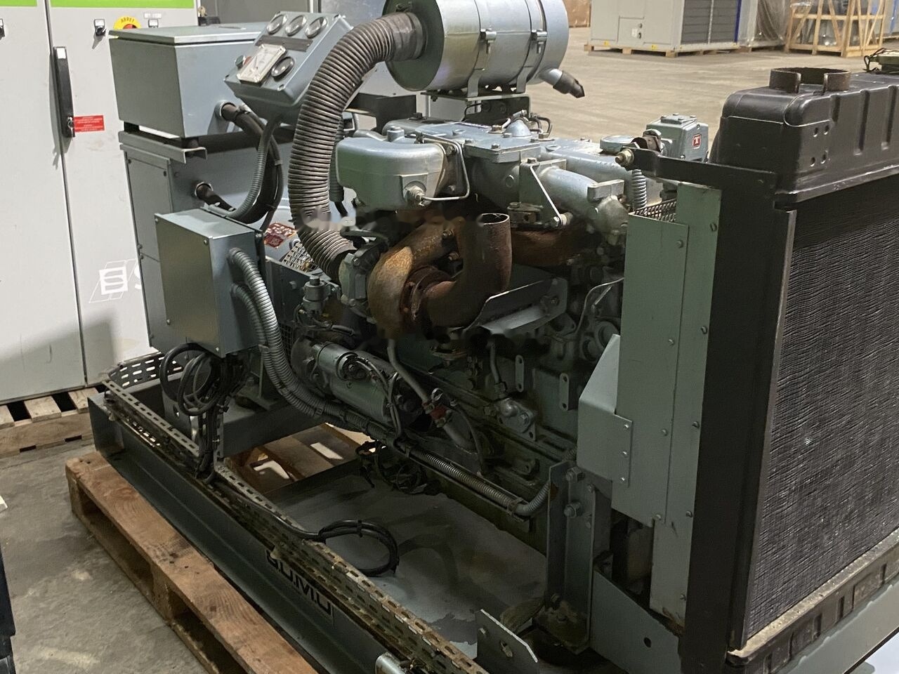 SDMO 70 kVa Perkins diesel - مجموعة المولد: صورة 5 SDMO 70 kVa Perkins diesel - مجموعة المولد: صورة 5