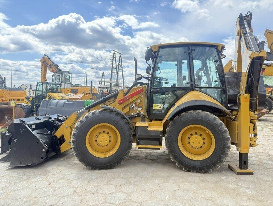 CAT 444F - لودر ذو محراث خلفي/ باكهو: صورة 1 CAT 444F - لودر ذو محراث خلفي/ باكهو: صورة 1