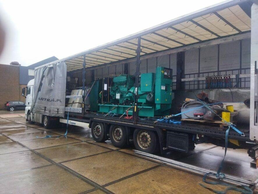 Cummins Generator Cummins C440 D5 - مجموعة المولد: صورة 3 Cummins Generator Cummins C440 D5 - مجموعة المولد: صورة 3