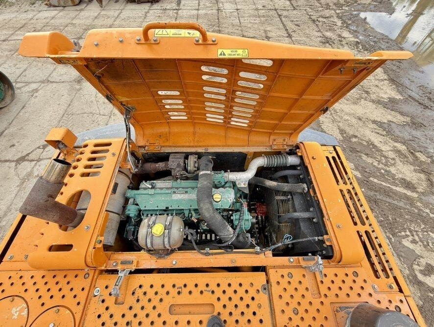 Volvo EC290CL - حفار زاحف: صورة 3 Volvo EC290CL - حفار زاحف: صورة 3