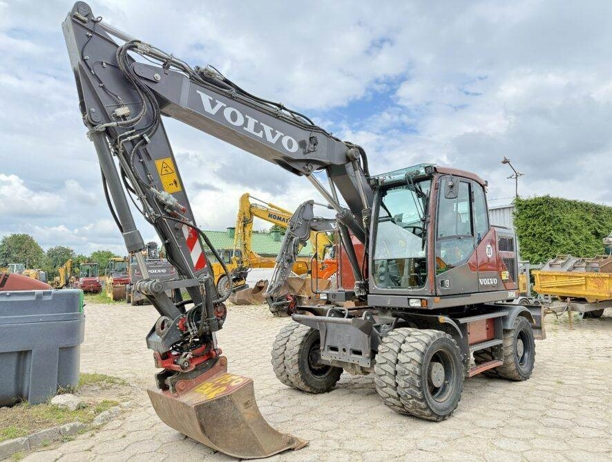 Volvo EWR150E - حفار ذو عجلات: صورة 3 Volvo EWR150E - حفار ذو عجلات: صورة 3