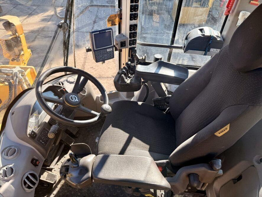 Volvo L110H  - اللودر بعجل: صورة 4 Volvo L110H  - اللودر بعجل: صورة 4