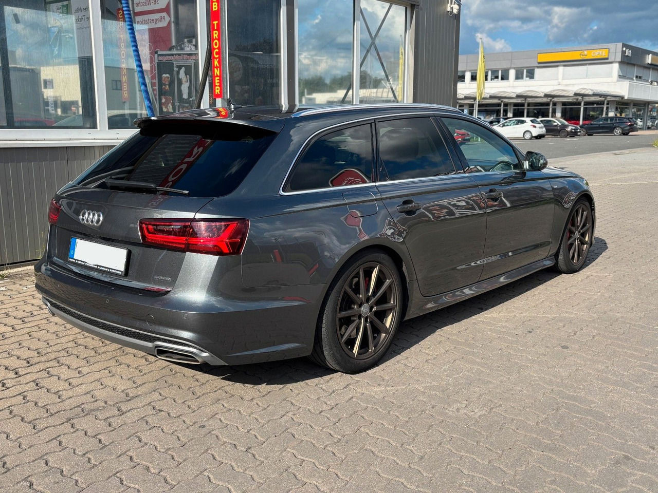 Audi A6 Avant 3.0 BiTDI SLine Quattro/V8 Sound/Pano - سيارة ستيشن: صورة 4 Audi A6 Avant 3.0 BiTDI SLine Quattro/V8 Sound/Pano - سيارة ستيشن: صورة 4