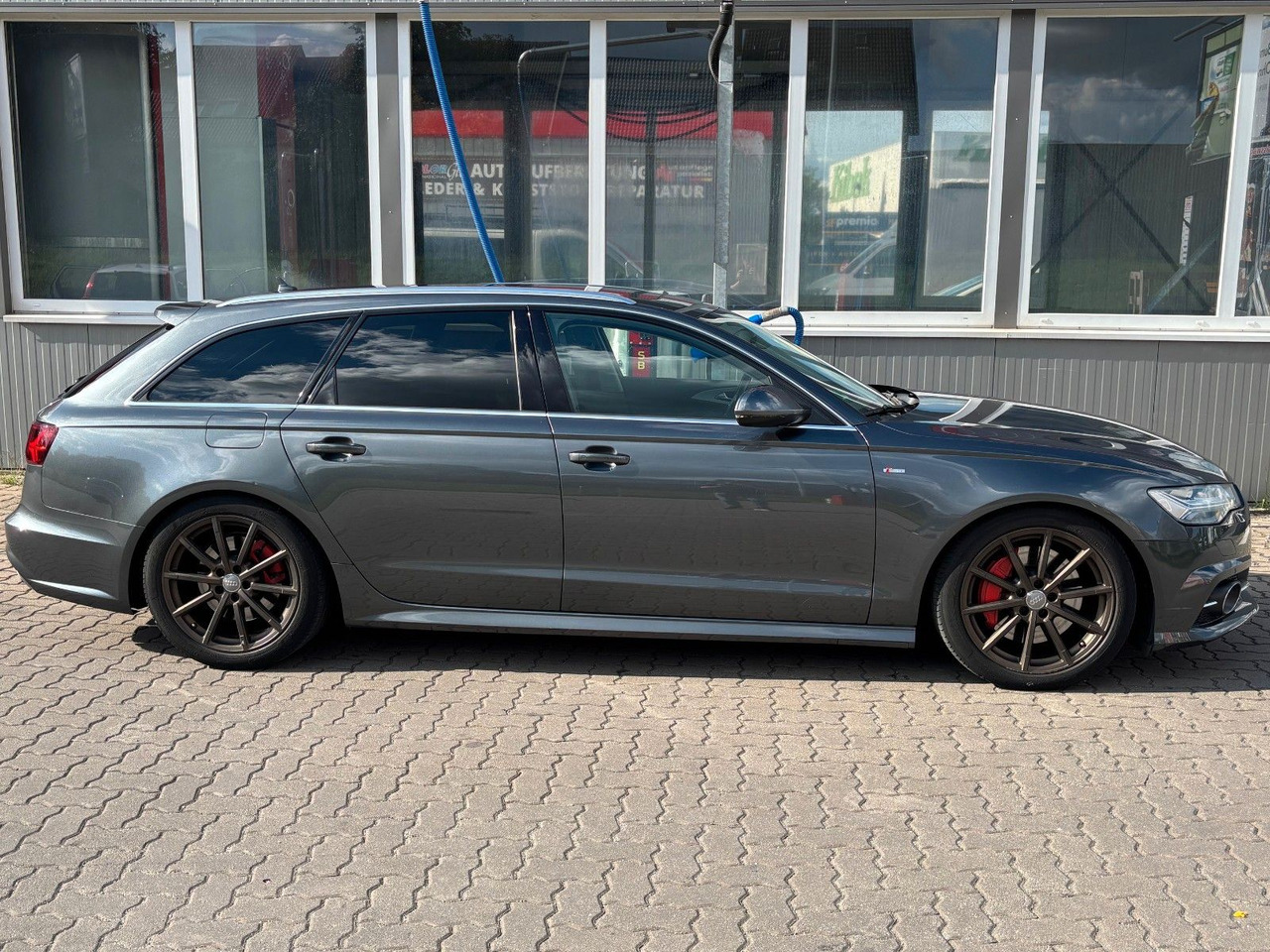 Audi A6 Avant 3.0 BiTDI SLine Quattro/V8 Sound/Pano - سيارة ستيشن: صورة 1 Audi A6 Avant 3.0 BiTDI SLine Quattro/V8 Sound/Pano - سيارة ستيشن: صورة 1