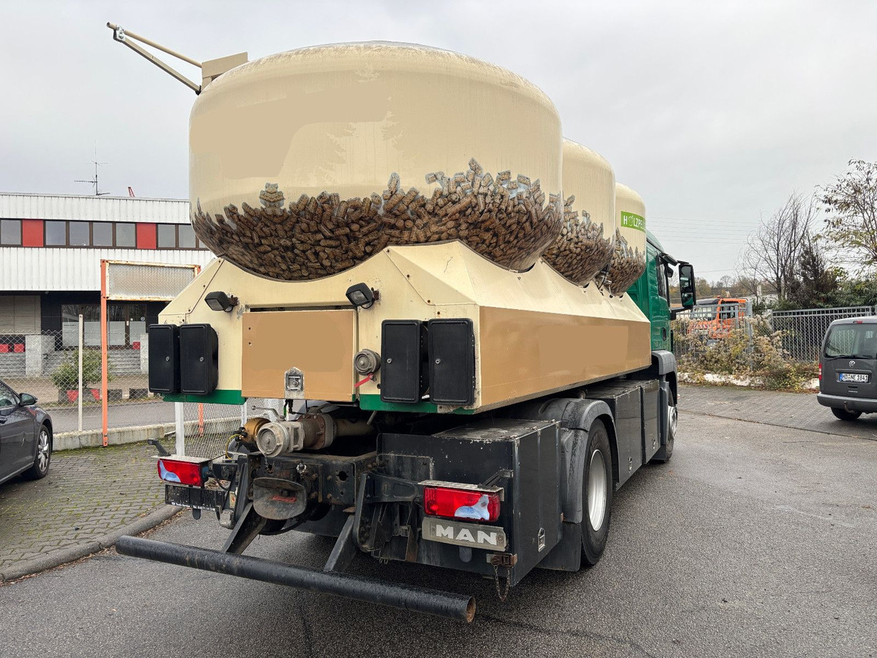 MAN TGS 18.440 Silo/Waage/Kompressor/40m Schlauch - شاحنة صهريج: صورة 5 MAN TGS 18.440 Silo/Waage/Kompressor/40m Schlauch - شاحنة صهريج: صورة 5