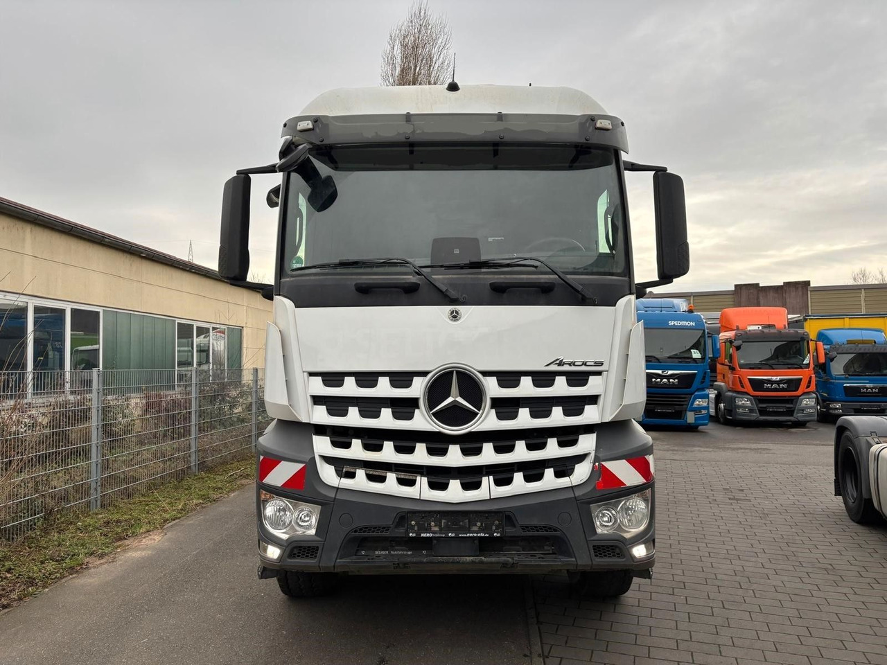 Mercedes-Benz 1845 4x4/Retarder/Kipphydraulik - مقطورة السحب: صورة 2 Mercedes-Benz 1845 4x4/Retarder/Kipphydraulik - مقطورة السحب: صورة 2