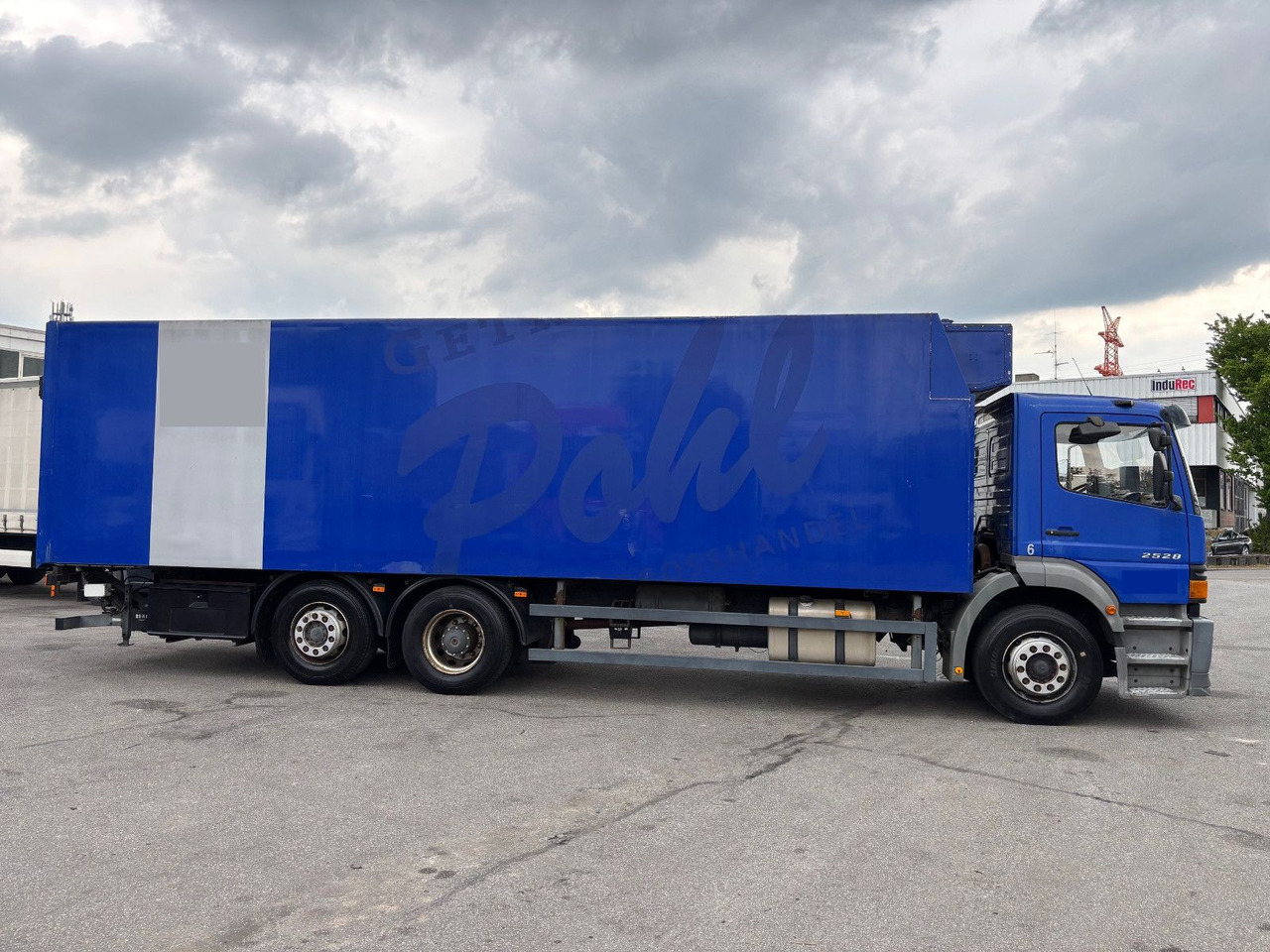 Mercedes-Benz 2528 L LBW/Klima/Frigoblock - شاحنة ذات مبرد: صورة 4 Mercedes-Benz 2528 L LBW/Klima/Frigoblock - شاحنة ذات مبرد: صورة 4