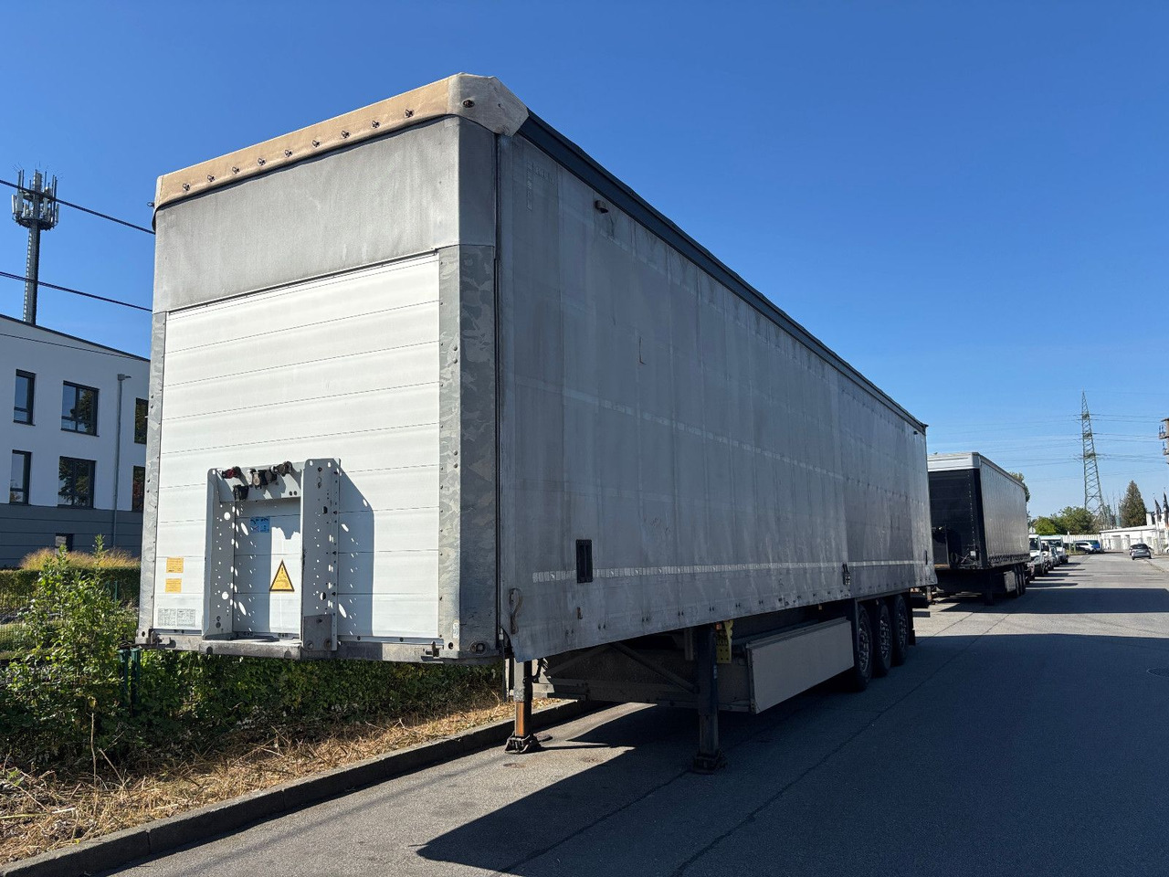 Schmitz Cargobull SCS 24/ALU/Lift/Scheiben/EDSCHA/Palettenkasten - نصف مقطورة بستائر جانبية: صورة 2 Schmitz Cargobull SCS 24/ALU/Lift/Scheiben/EDSCHA/Palettenkasten - نصف مقطورة بستائر جانبية: صورة 2
