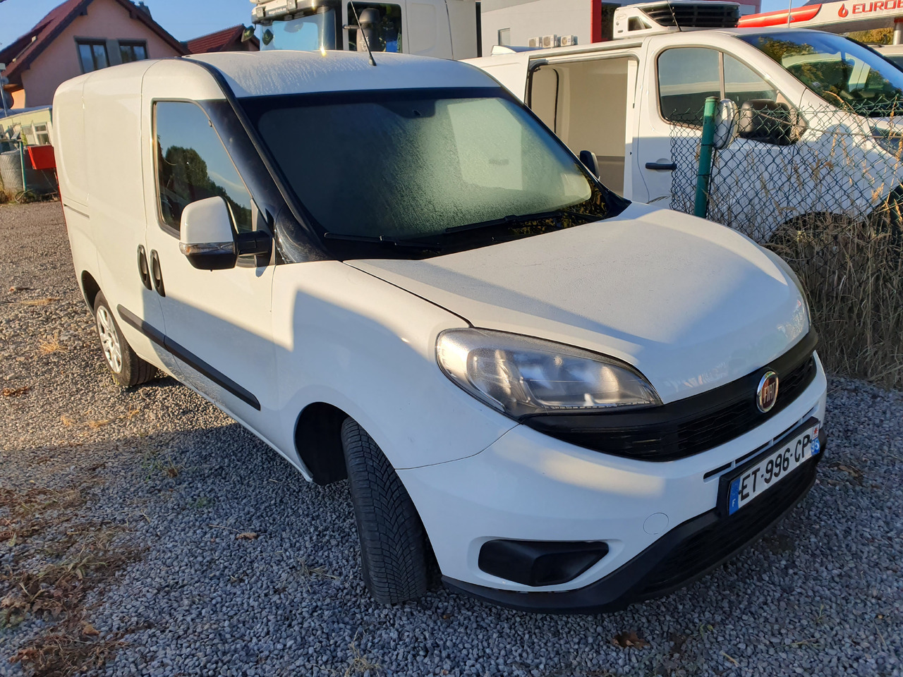FIAT DOBLO CHLODNIA THERMOKING KLIMA EURO6 - شاحنة توصيل مبردة: صورة 2 FIAT DOBLO CHLODNIA THERMOKING KLIMA EURO6 - شاحنة توصيل مبردة: صورة 2