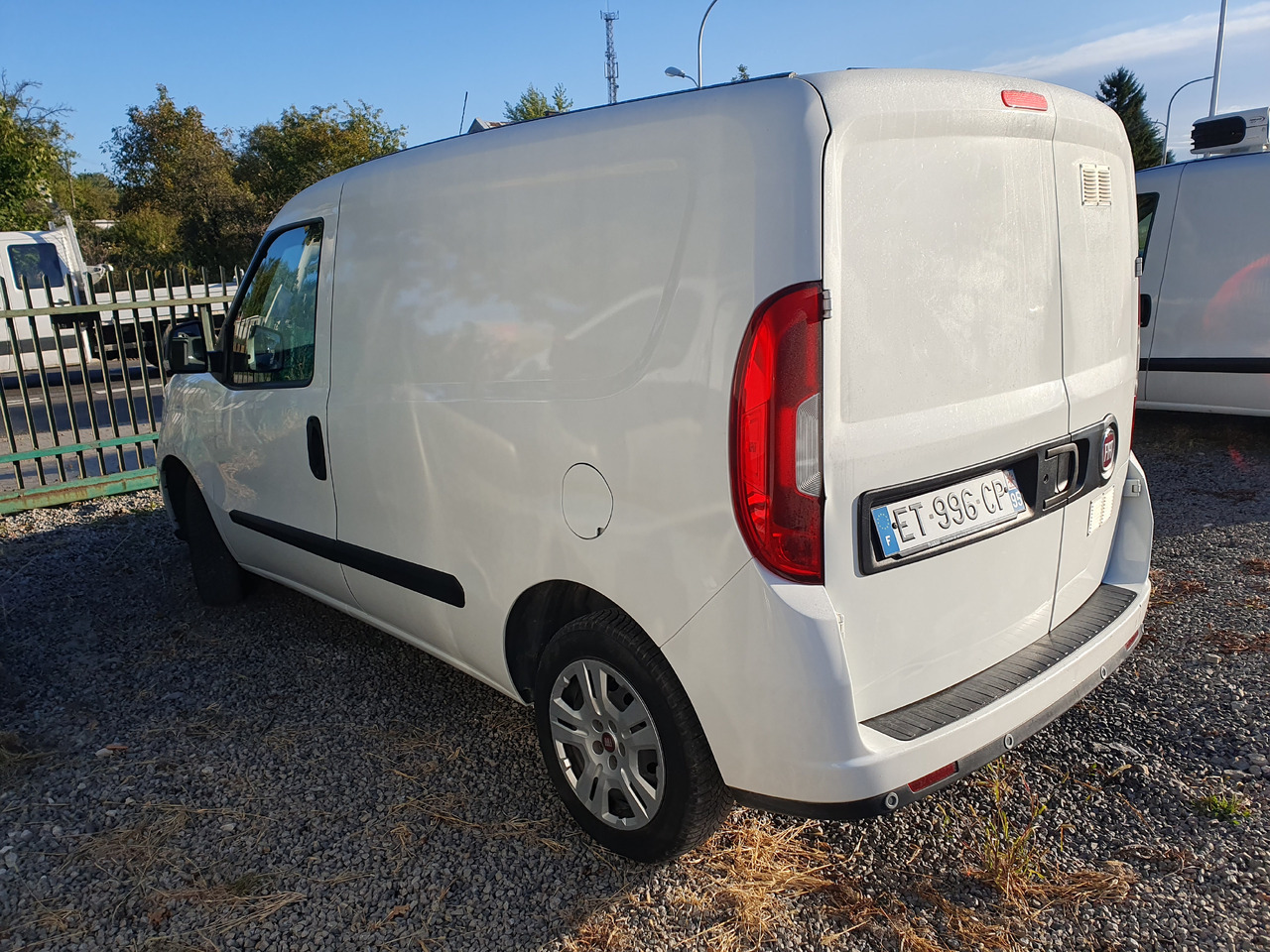 FIAT DOBLO CHLODNIA THERMOKING KLIMA EURO6 - شاحنة توصيل مبردة: صورة 3 FIAT DOBLO CHLODNIA THERMOKING KLIMA EURO6 - شاحنة توصيل مبردة: صورة 3