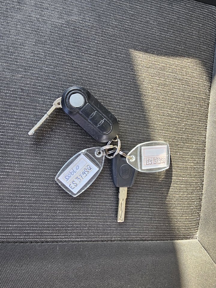 شاحنة توصيل مبردة FIAT DOBLO LONG CHLODNIA carrier KLIMA  EURO6 [ Copy ] [ Copy ] [ Copy ]: صورة 20