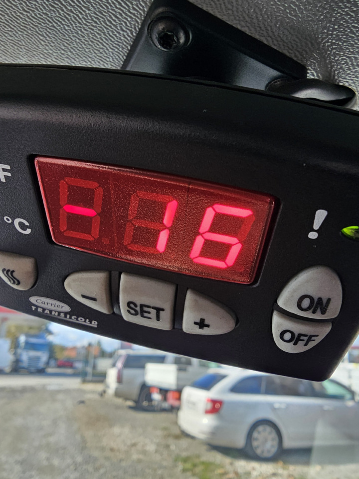 Fiat Doblo chlodnia mroznia carrier +230v - 18 C euro5 - شاحنة توصيل مبردة: صورة 5 Fiat Doblo chlodnia mroznia carrier +230v - 18 C euro5 - شاحنة توصيل مبردة: صورة 5