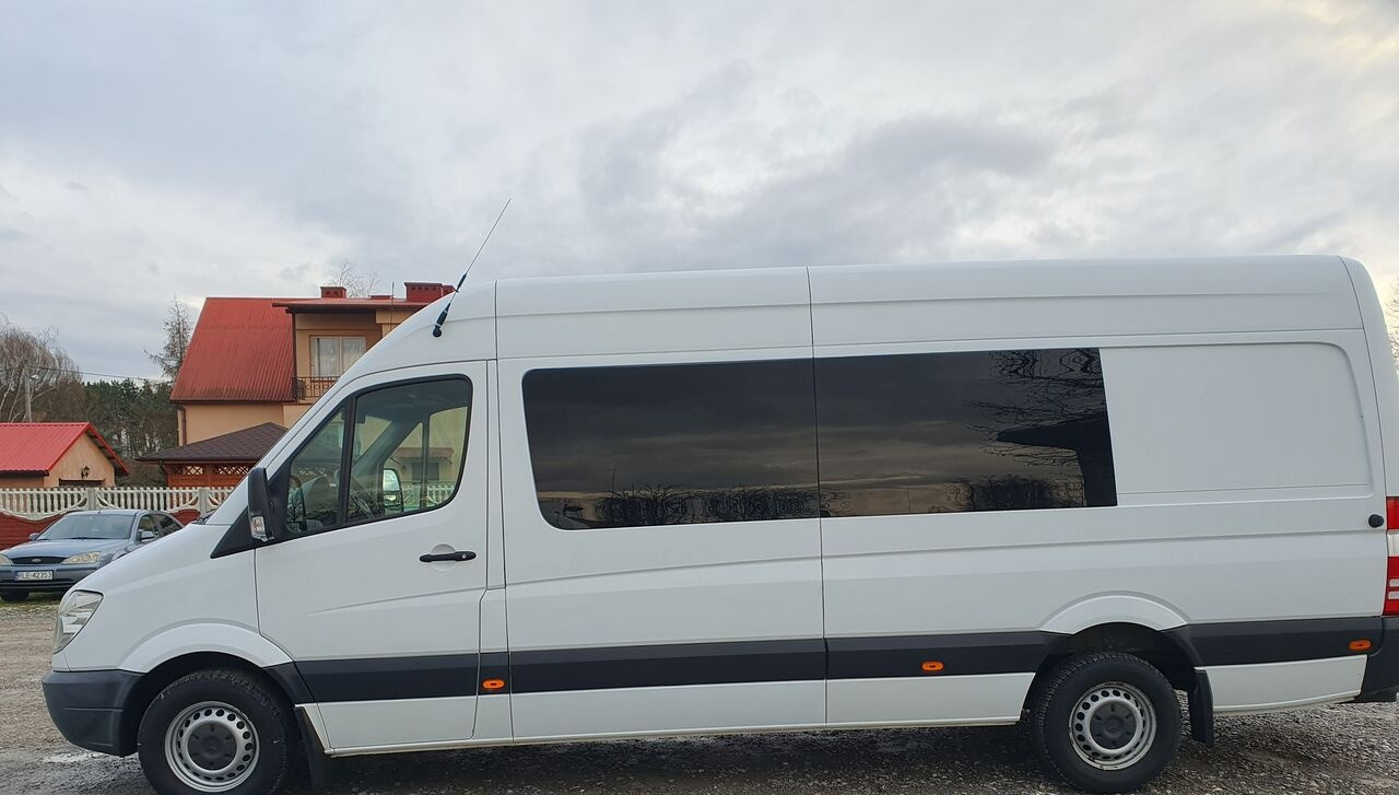 Mercedes-Benz SPRINTER 319 9 OSOB KLIMA WEBASTO TV TYL PODUSZKI EURO5 - حافلة صغيرة, ميكروباص: صورة 2 Mercedes-Benz SPRINTER 319 9 OSOB KLIMA WEBASTO TV TYL PODUSZKI EURO5 - حافلة صغيرة, ميكروباص: صورة 2