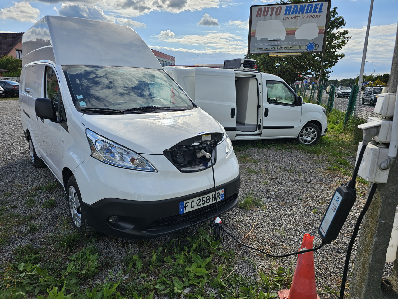 NISSAN E-NV200 ELEKTRYCZNY 40 KV 250 km KLIMA KAMERA - فان المدمجة, فان كهربائية: صورة 1 NISSAN E-NV200 ELEKTRYCZNY 40 KV 250 km KLIMA KAMERA - فان المدمجة, فان كهربائية: صورة 1