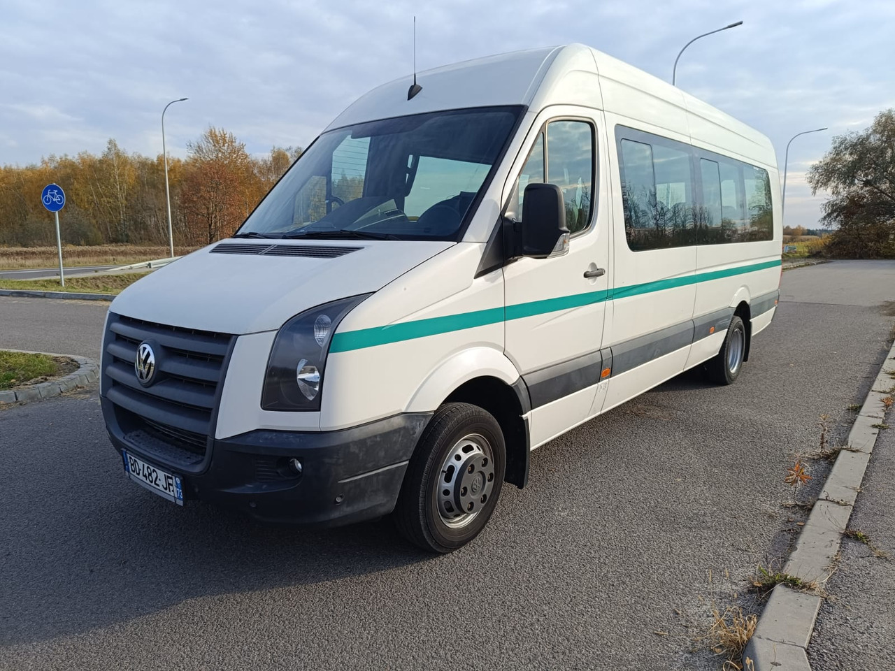 VOLKSWAGEN CRAFTER 23 OSOBY KLIMA WEBASTO KAMERA RETARDER HAK EURO5 - حافلة نقل لمسافات طويلة: صورة 3 VOLKSWAGEN CRAFTER 23 OSOBY KLIMA WEBASTO KAMERA RETARDER HAK EURO5 - حافلة نقل لمسافات طويلة: صورة 3