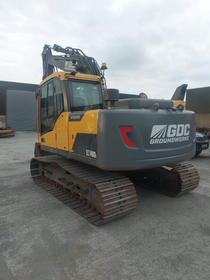 Volvo EC 140 DL - حفار زاحف: صورة 3 Volvo EC 140 DL - حفار زاحف: صورة 3