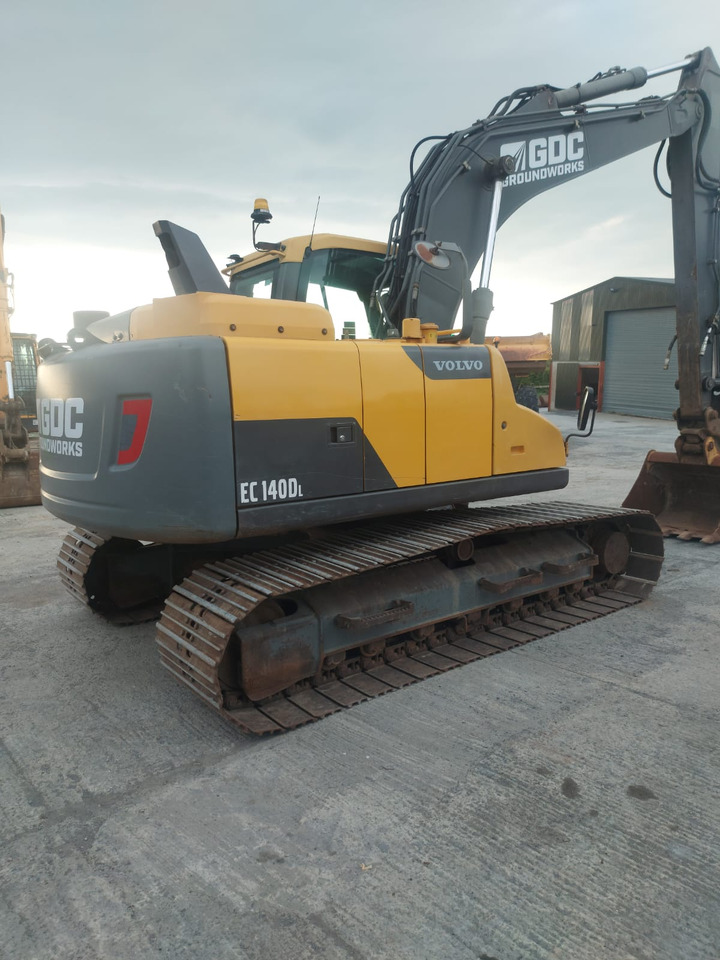 Volvo EC 140 DL - حفار زاحف: صورة 1 Volvo EC 140 DL - حفار زاحف: صورة 1