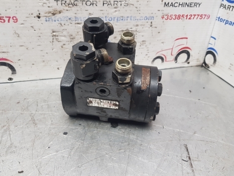 Case 956, 1056 Xl Zf Steering Orbital Unit 8492955172, 1328132c92 - المقود - جرار: صورة 1 Case 956, 1056 Xl Zf Steering Orbital Unit 8492955172, 1328132c92 - المقود - جرار: صورة 1