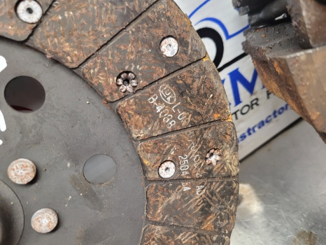 Case Jx80 New Holland Td80, Td80d Clutch Kit 228018610, 5097925, 47953610 - القابض و قطع الغيار - جرار: صورة 4 Case Jx80 New Holland Td80, Td80d Clutch Kit 228018610, 5097925, 47953610 - القابض و قطع الغيار - جرار: صورة 4