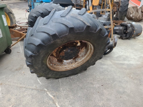 Case Jx80 New Hollland Td5, Td5000 Fiat 90, 93,94 Front Wheel Rim 340x85r24 - الجنوط - آلات زراعية: صورة 1 Case Jx80 New Hollland Td5, Td5000 Fiat 90, 93,94 Front Wheel Rim 340x85r24 - الجنوط - آلات زراعية: صورة 1