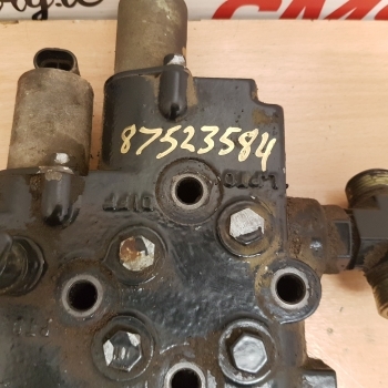 Case Mxm, New Holland Tm, Tsa, T6000,t7000 Series,distributor 87523484, 5196077 - صمام هيدروليكي - جرار: صورة 2 Case Mxm, New Holland Tm, Tsa, T6000,t7000 Series,distributor 87523484, 5196077 - صمام هيدروليكي - جرار: صورة 2