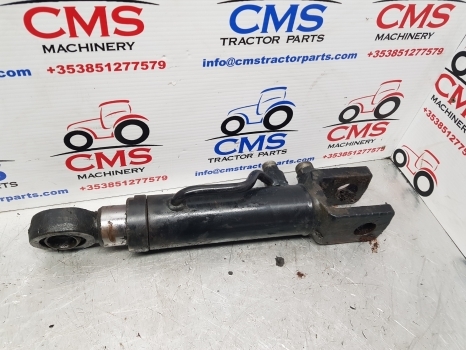 Case New Holland T7.200 Front Axle Suspension Cylinder 87316820, 87664861 - نظام التعليق - جرار: صورة 5 Case New Holland T7.200 Front Axle Suspension Cylinder 87316820, 87664861 - نظام التعليق - جرار: صورة 5