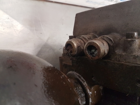 Claas Ares 836, 815, 816, 826 Suspension Controle Valve Parts Only 7700061891 - نظام التعليق - جرار: صورة 5 Claas Ares 836, 815, 816, 826 Suspension Controle Valve Parts Only 7700061891 - نظام التعليق - جرار: صورة 5