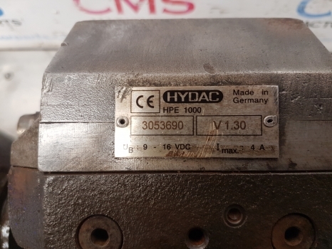 Claas Ares 836, 815, 816, 826 Suspension Controle Valve Parts Only 7700061891 - نظام التعليق - جرار: صورة 4 Claas Ares 836, 815, 816, 826 Suspension Controle Valve Parts Only 7700061891 - نظام التعليق - جرار: صورة 4