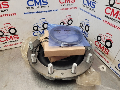 Claas Arion 500, 600 A34, A35, A36, A37 Carraro Front Axle Hub Bolt Plate 11530 - لمحور الأمامي: صورة 1 Claas Arion 500, 600 A34, A35, A36, A37 Carraro Front Axle Hub Bolt Plate 11530 - لمحور الأمامي: صورة 1