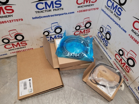 Claas Arion 500, 600 A34, A35, A36, A37 Front Axle Hub Replacement Kit 45180 - لمحور الأمامي: صورة 2 Claas Arion 500, 600 A34, A35, A36, A37 Front Axle Hub Replacement Kit 45180 - لمحور الأمامي: صورة 2