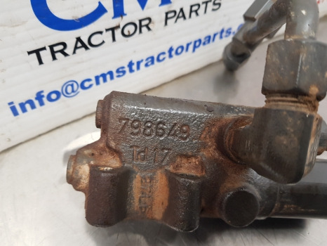 Claas Arion 500, 600 Arion 640 Hydraulic Compensator Regulator Valve 0011361910 - أجهزة هيدروليكية: صورة 4 Claas Arion 500, 600 Arion 640 Hydraulic Compensator Regulator Valve 0011361910 - أجهزة هيدروليكية: صورة 4