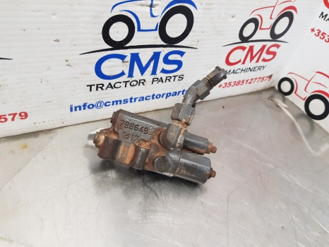 Claas Arion 500, 600 Arion 640 Hydraulic Compensator Regulator Valve 0011361910 - أجهزة هيدروليكية: صورة 3 Claas Arion 500, 600 Arion 640 Hydraulic Compensator Regulator Valve 0011361910 - أجهزة هيدروليكية: صورة 3