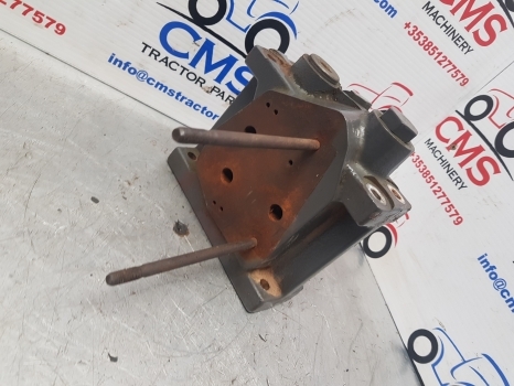 Claas Arion 500, 600 Spool Distribution Valve 4302904, 0011362040, 0011362041 - صمام هيدروليكي - جرار: صورة 4 Claas Arion 500, 600 Spool Distribution Valve 4302904, 0011362040, 0011362041 - صمام هيدروليكي - جرار: صورة 4