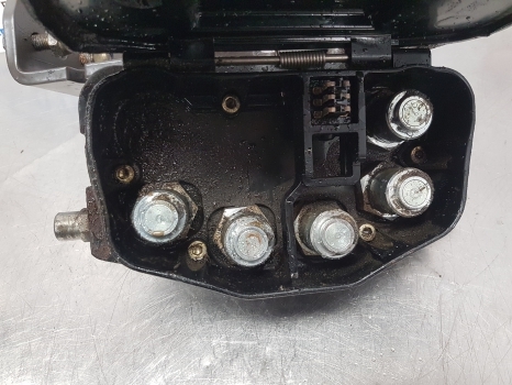 Claas Arion 530, 500, 600 Loader Hydraulic Quick Connect Coupler 0011320650 - أجهزة هيدروليكية: صورة 4 Claas Arion 530, 500, 600 Loader Hydraulic Quick Connect Coupler 0011320650 - أجهزة هيدروليكية: صورة 4