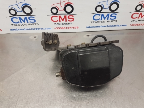 Claas Arion 530, 500, 600 Loader Hydraulic Quick Connect Coupler 0011320650 - أجهزة هيدروليكية: صورة 1 Claas Arion 530, 500, 600 Loader Hydraulic Quick Connect Coupler 0011320650 - أجهزة هيدروليكية: صورة 1