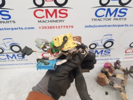 كابلات/ ضفيرة الأسلاك - جرار Claas Arion 640 Cab Dashboard Wiring Loom 0026081260, 0026081261, 26081260: صورة 8