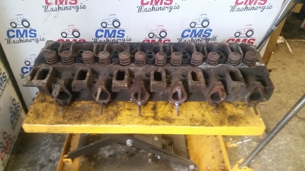 Deutz Agrotron 6.15 Engine Cylinder Head 04800354 - رأس أسطوانية - جرار: صورة 1 Deutz Agrotron 6.15 Engine Cylinder Head 04800354 - رأس أسطوانية - جرار: صورة 1