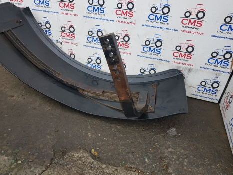 Deutz Agrotron M620 Cab Mudguard Carrier Support 04451212.3/10, 04451239/10 - رفرف: صورة 3 Deutz Agrotron M620 Cab Mudguard Carrier Support 04451212.3/10, 04451239/10 - رفرف: صورة 3