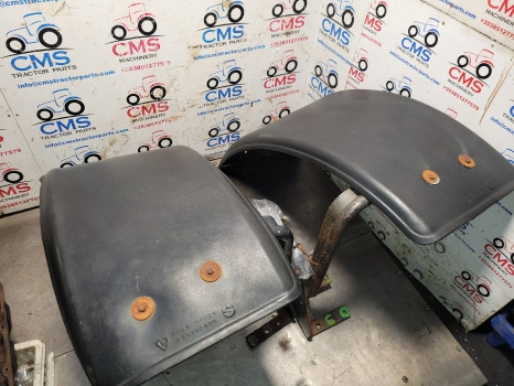 Deutz Agrotron Series 135, 120, 150, 6.05, 6.30 Ser Front Mudguard Bracket Kit 04416250 - رفرف: صورة 3 Deutz Agrotron Series 135, 120, 150, 6.05, 6.30 Ser Front Mudguard Bracket Kit 04416250 - رفرف: صورة 3