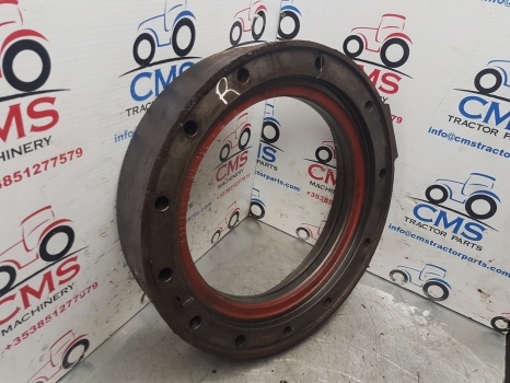 Fiat 140-90, 130-90, 160-90 Rear Axle Spacer Brake Housing 5117648, 5117658 - أجزاء الفرامل - جرار: صورة 3 Fiat 140-90, 130-90, 160-90 Rear Axle Spacer Brake Housing 5117648, 5117658 - أجزاء الفرامل - جرار: صورة 3