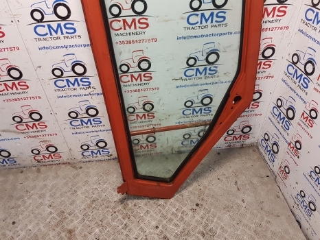 Fiat 160-90dt, 180-90dt, 140-90dt Super Confort Cab Door Rhs 5130873, 5124414 - باب و قطع الغيار - جرار: صورة 3 Fiat 160-90dt, 180-90dt, 140-90dt Super Confort Cab Door Rhs 5130873, 5124414 - باب و قطع الغيار - جرار: صورة 3