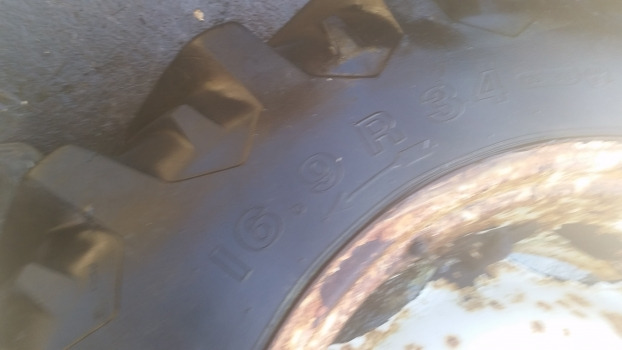 Fiat 90-90, 90 Series Rear Wheel And Tyre 16.9 R34 - عجلات - آلات زراعية: صورة 4 Fiat 90-90, 90 Series Rear Wheel And Tyre 16.9 R34 - عجلات - آلات زراعية: صورة 4