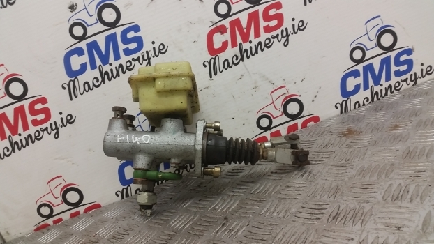 Fiat F140, F Series, Brakes Master Cylinder Assembly 5145630, 5145631 - اسطوانة الفرامل - جرار: صورة 1 Fiat F140, F Series, Brakes Master Cylinder Assembly 5145630, 5145631 - اسطوانة الفرامل - جرار: صورة 1