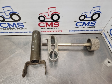 Fiat F140, F Series, F130, Steering Ajustment 5153731, 5153693, 5160243 - المقود: صورة 2 Fiat F140, F Series, F130, Steering Ajustment 5153731, 5153693, 5160243 - المقود: صورة 2