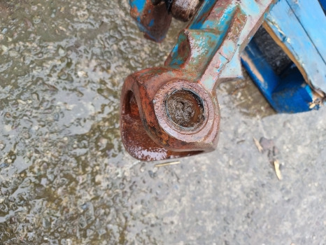 Ford 10 S Front Carraro 709/19s2 Front Axle Beam Housing 18738 Car121002 - لمحور الأمامي: صورة 4 Ford 10 S Front Carraro 709/19s2 Front Axle Beam Housing 18738 Car121002 - لمحور الأمامي: صورة 4