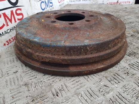 Ford 2000, 3000, 2600, 3600, 2310, 2610 Brake Drum 8181159, C5nn1126e - أسطوانات المكابح - جرار: صورة 5 Ford 2000, 3000, 2600, 3600, 2310, 2610 Brake Drum 8181159, C5nn1126e - أسطوانات المكابح - جرار: صورة 5